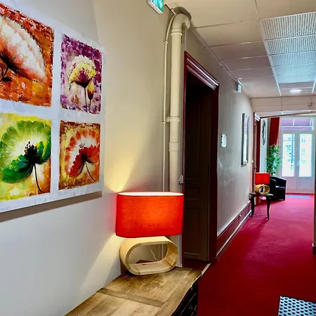 Du Midi Hotel