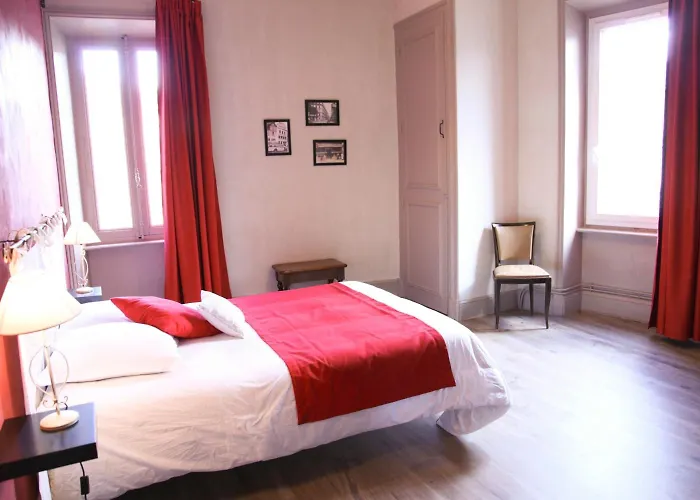 Hotel Du Midi 2*
